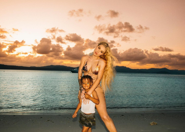 Iggy Azalea instagram post 467031