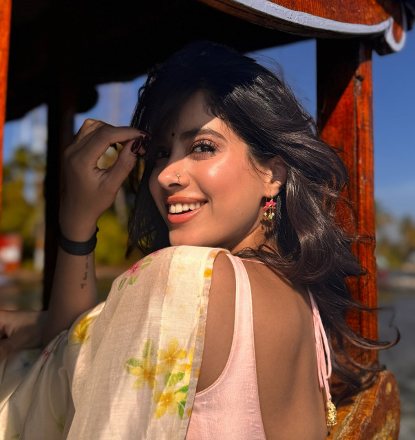 Janhvi Kapoor instagram post 485797