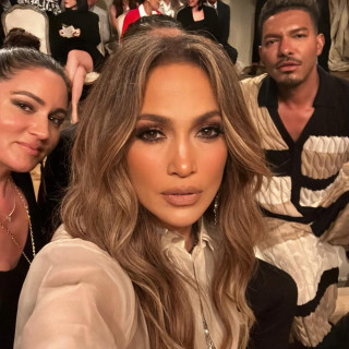 Jennifer Lopez instagram pic #449403