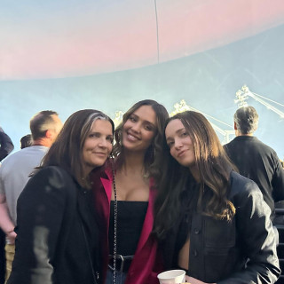 Jessica Alba instagram pic #452364