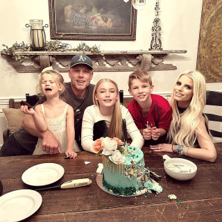 Jessica Simpson instagram pic #440244