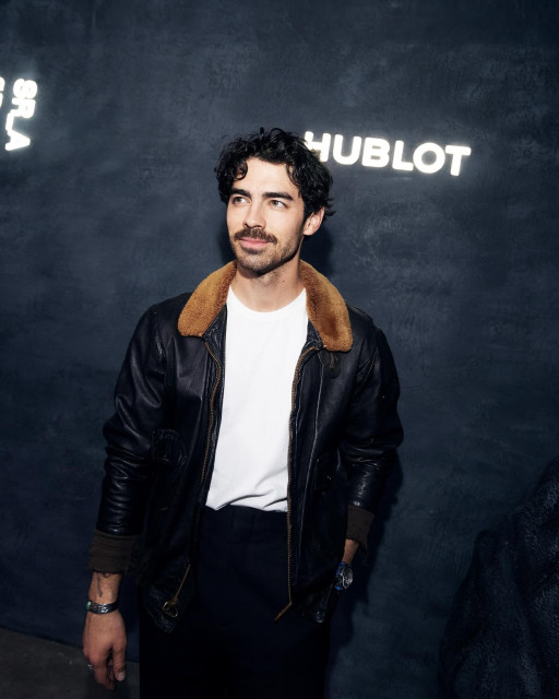 Joe Jonas instagram post 482389