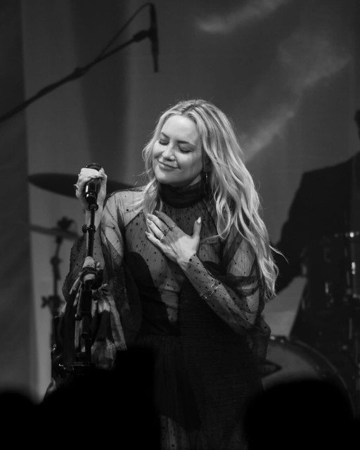 Kate Hudson instagram post 490934