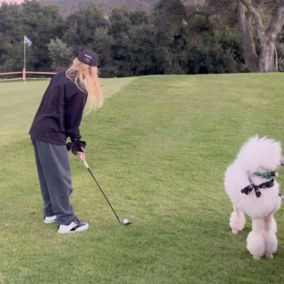 Kathryn Newton instagram pic #452820