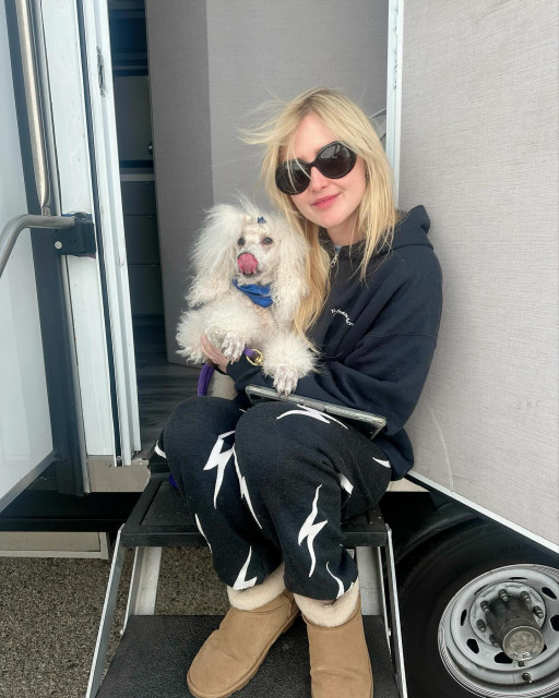 Kathryn Newton instagram post 479156
