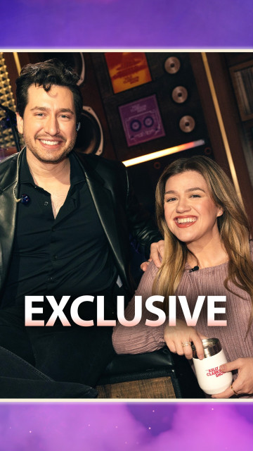 Kelly Clarkson instagram post 490144