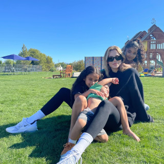 Khloe Kardashian instagram pic #454761