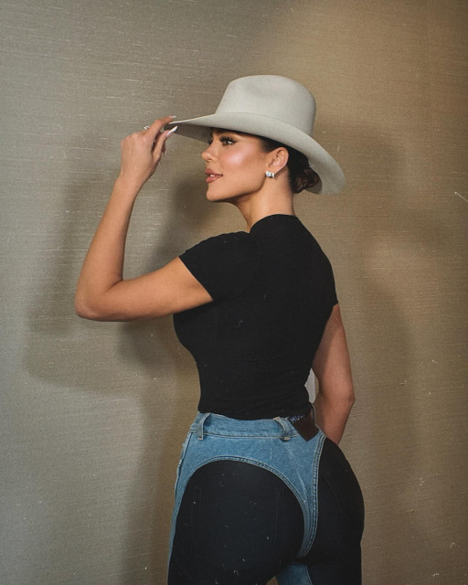 Khloe Kardashian instagram post 491787