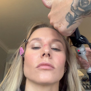 Kristen Bell instagram pic #440957