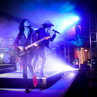 Laura Pergolizzi instagram pic #453914