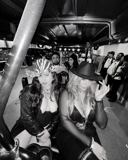 Lauren Jauregui instagram post 490398