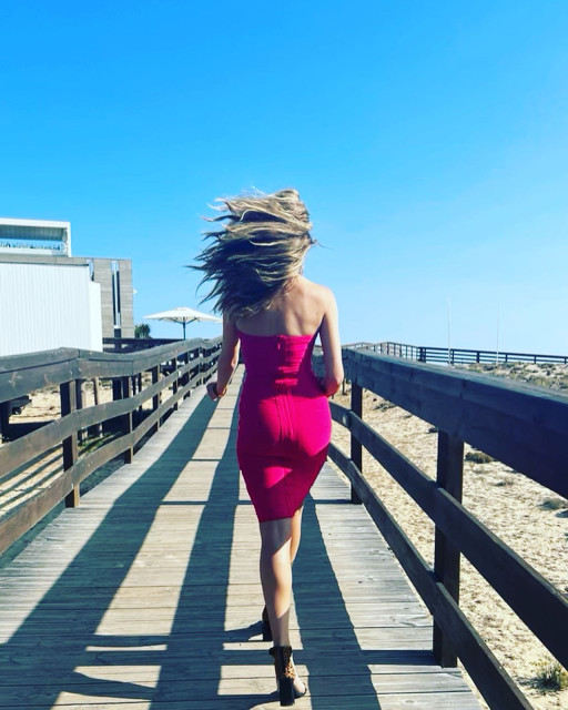 Lili Simmons instagram post 449121