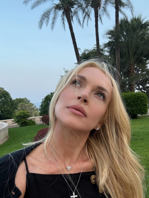Lindsay Lohan instagram post 492739