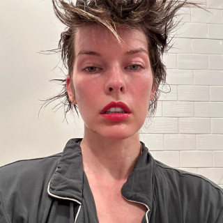 Milla Jovovich instagram pic #439565