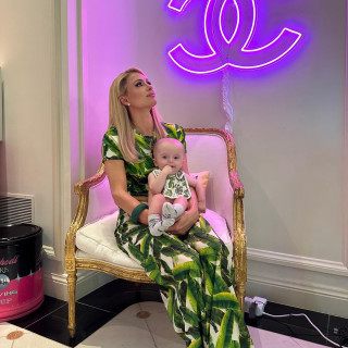 Paris Hilton instagram pic #447809