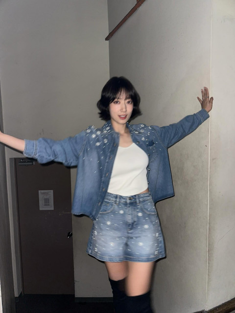 Park Shin Hye         instagram post 493021