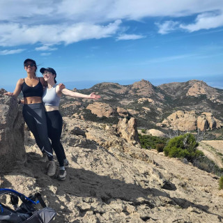 Rachel Brosnahan instagram pic #452591