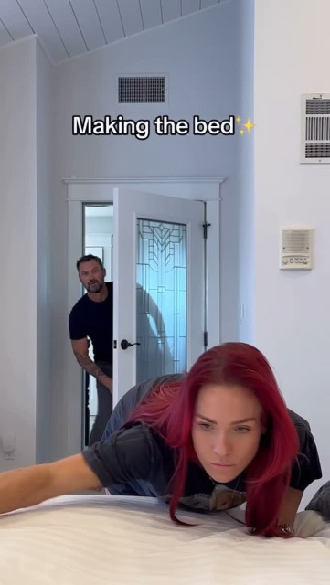 Sharna Burgess instagram post 482400