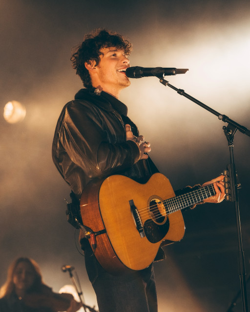Shawn Mendes instagram post 485231