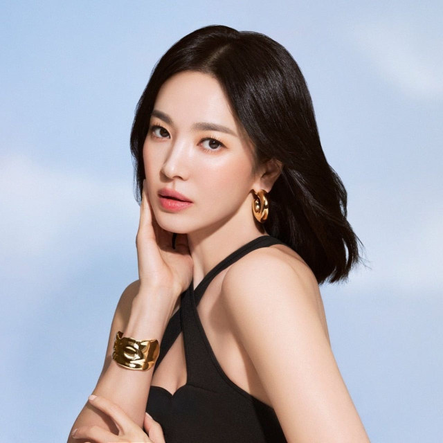 Song Hye-kyo         instagram post 488170