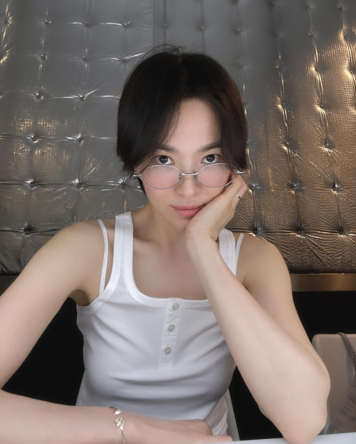 Song Hye-kyo         instagram post 492409