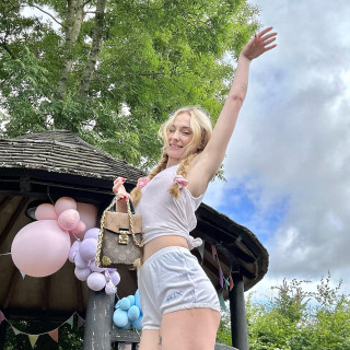 Sophie Turner (actress) instagram pic #446323