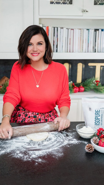 Tiffany Amber Thiessen instagram post 480708