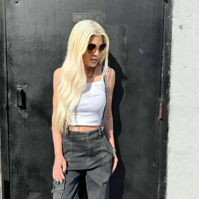 Tori Spelling instagram post 480797