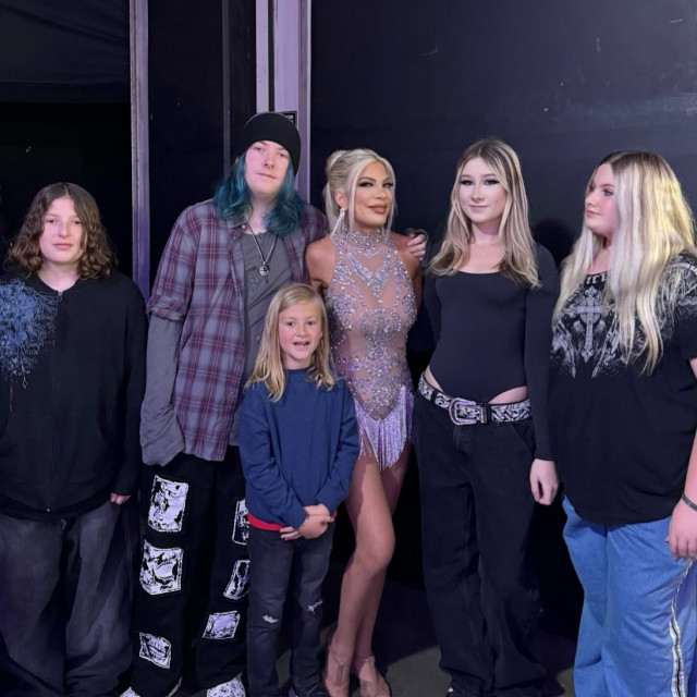 Tori Spelling instagram post 481793