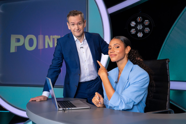 Vick Hope instagram post 482695
