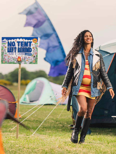 Vick Hope instagram post 492041