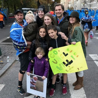 Drew Barrymore And Daughters Support Will Kopelman at the N.Y.C. Marathon