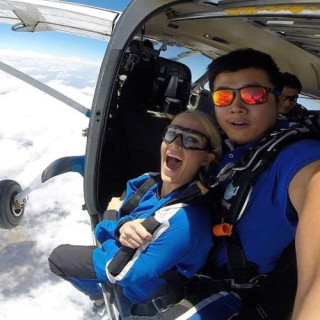 Carrie Underwood Did Not Cry During Skydiving Down Under