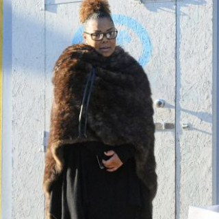 Janet Jackson Was Seen Shopping In A Boutique
