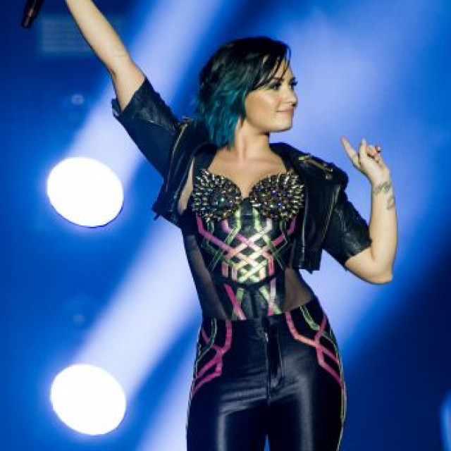 Demi Lovato Speaks About Thigh Gap
