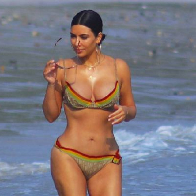 Kim Kardashian's Retro Swimsuit Style