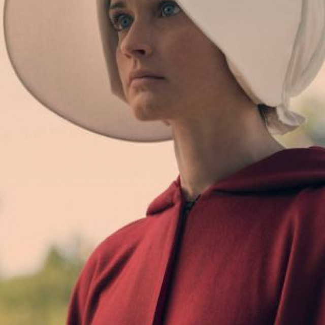 How Will Alexis Bledel Come Back For The Handmaid's Tale Season 2?