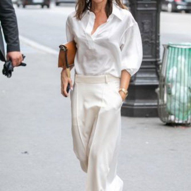 Victoria Beckham showed how to wear the two main trends of the season