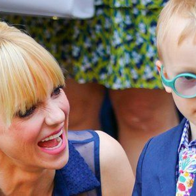 Destructive Cooking With Son Of Anna Faris 