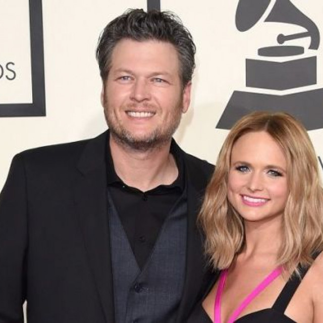 Blake Shelton Called Out His Ex-Wife On Twitter