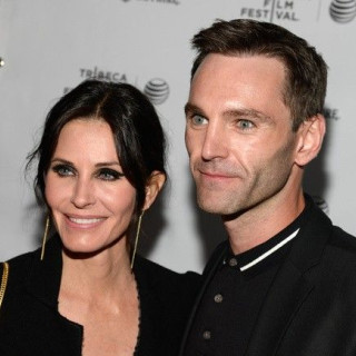 Courteney Cox getting married?