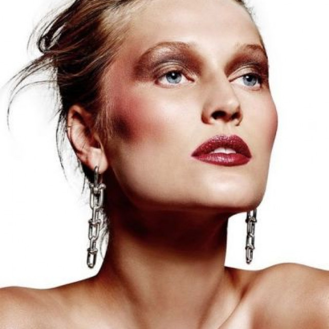 Toni Garrn became the face of Vogue Thailand