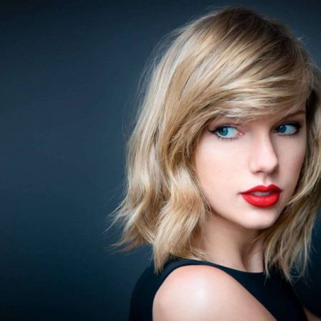 Taylor Swift sells her home in Los Angeles
