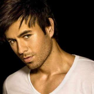 Enrique Iglesias showed a grown-up son