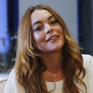 Lindsay Lohan has an affair with the Crown Prince of Saudi Arabia