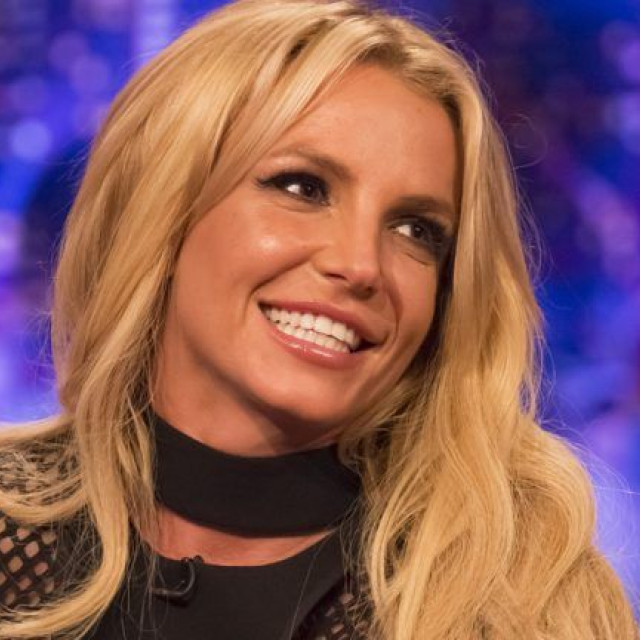 Britney Spears broke her leg during rehearsal