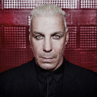 The leader of the Rammstein group, through the coronavirus, was resuscitated