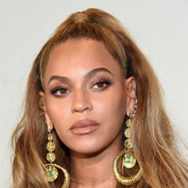 Beyonce will sign a contract with Disney for $100 million