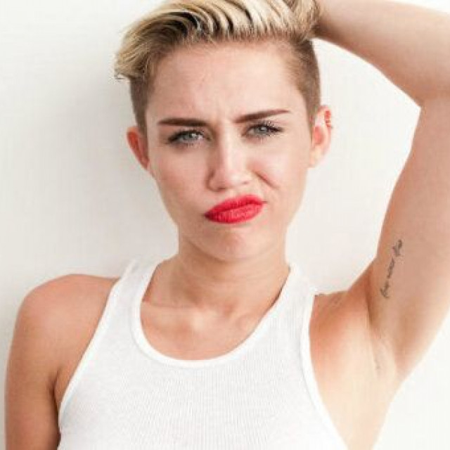 Miley Cyrus has not been drinking alcohol for more than six months