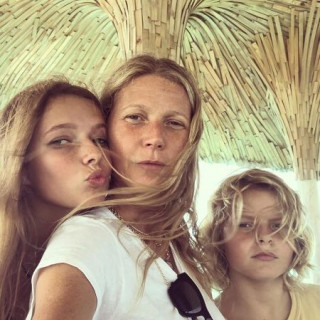Gwyneth Paltrow presented her 14-year-old son with a mosaic depicting a woman's breasts